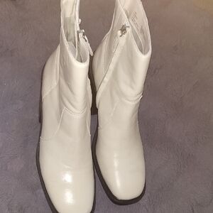 Steve Madden Bone Boots